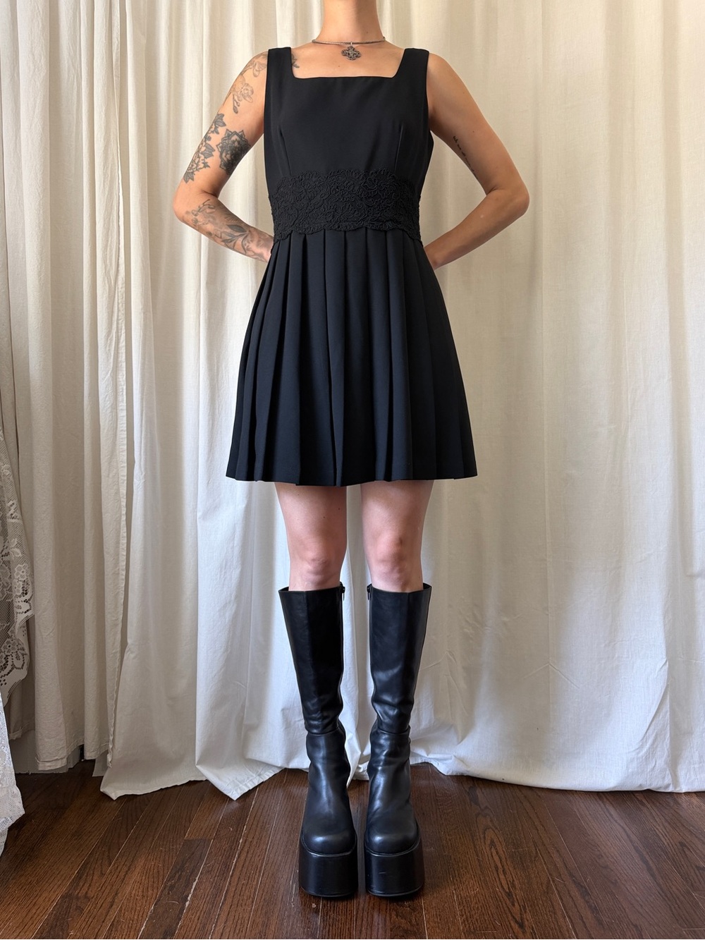 Vintage Black Mini Pleated Dress with Lace Waist Detail Women's Size Medium 90s